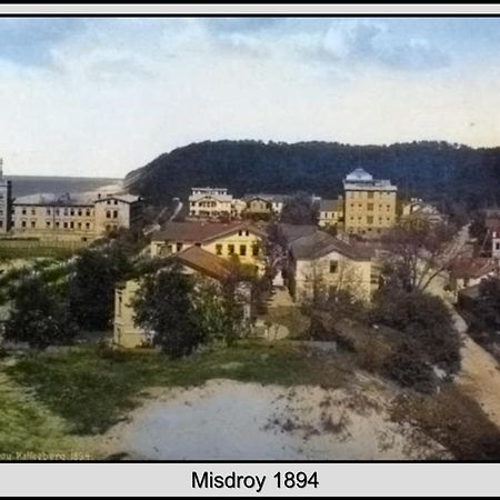 Dom Wypoczynkowy Szarotka&Krokus Hotel Miedzyzdroje Exterior photo