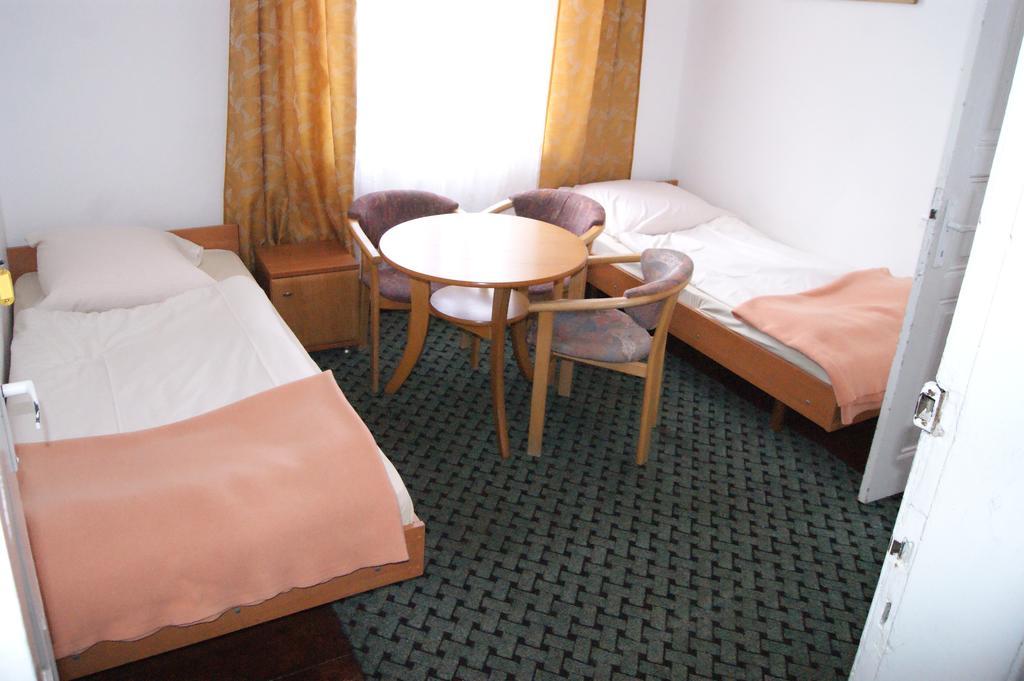 Dom Wypoczynkowy Szarotka&Krokus Hotel Miedzyzdroje Room photo